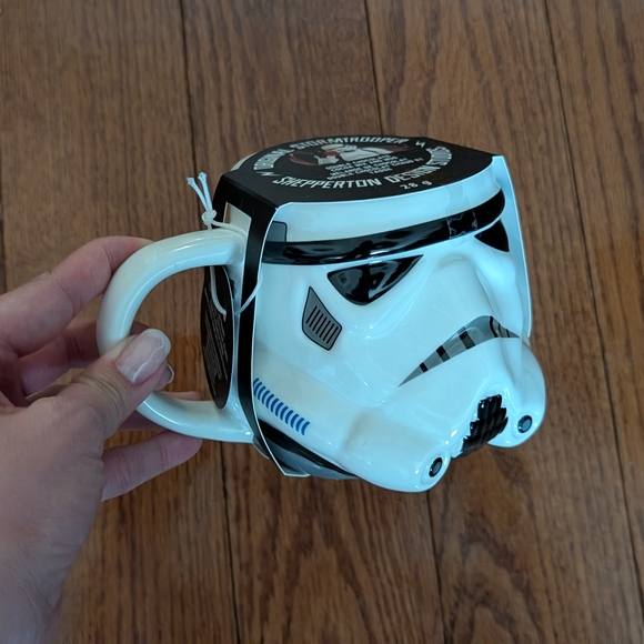 Star Wars Other - Star Wars Original Stormtrooper Helmet Ceramic Mug w Double Chocolate Cocao Mix